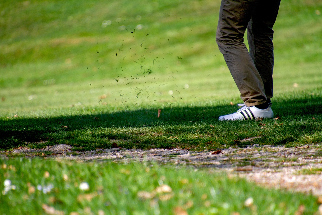 Essential Starter Kit for Aspiring Golfers
