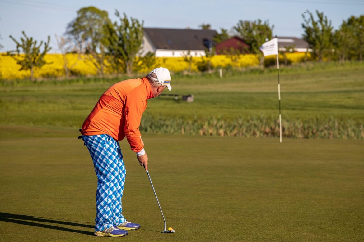 Mastering the Elements: Pro Golf Tips for Conquering Windy Conditions